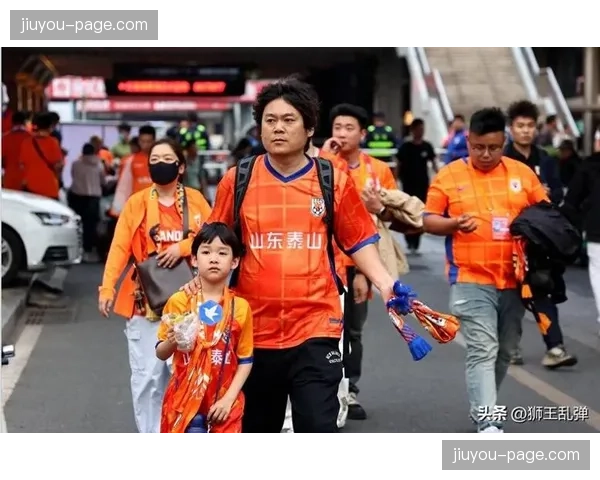 山东泰山热身赛密集进行,俱乐部为保护球员取消后续球迷互动活动 山东泰山热身赛密集进行,俱乐部为保护球员取消后续球迷互动活动